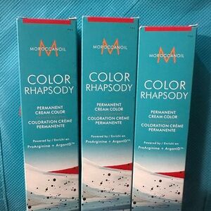 Moroccanoil Hair Color in red (3)